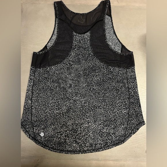 Women's LULULEMON Black White Activewear Tank Top Size 8-10 - Picture 7 of 8
